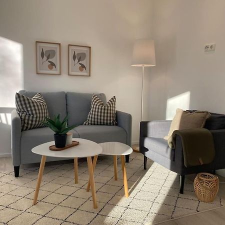Country Style Apartment With Balcony Near Fair Ганновер Екстер'єр фото