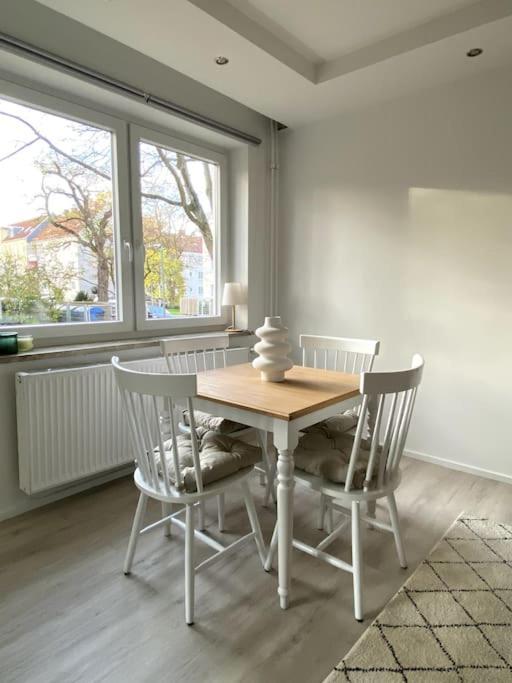 Country Style Apartment With Balcony Near Fair Ганновер Екстер'єр фото